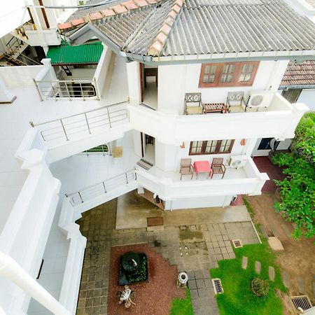 Royal Beach Hotel & Restaurant Hikkaduwa Exterior foto