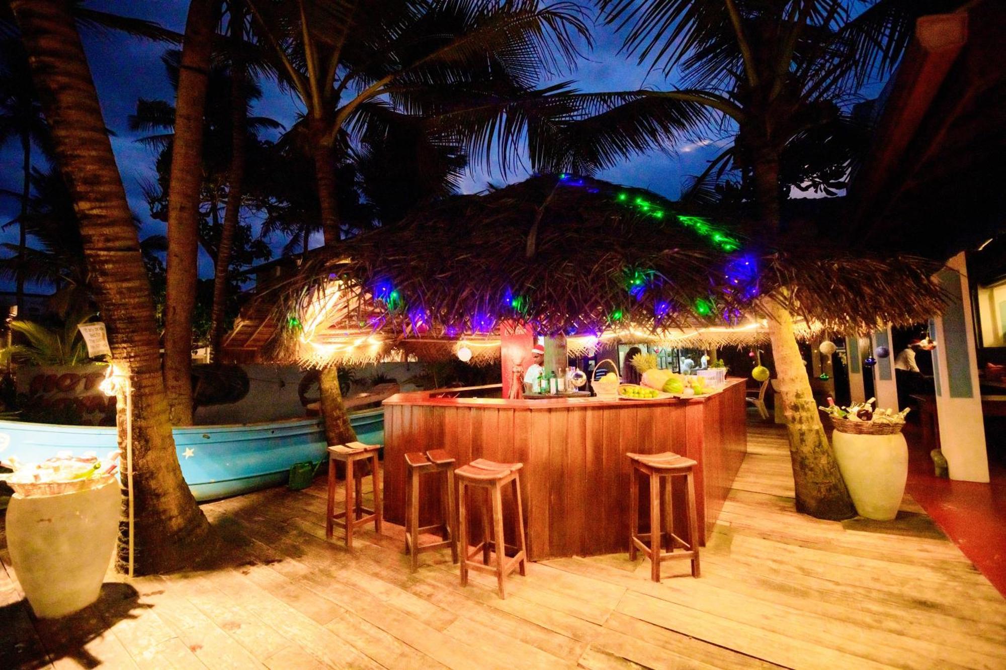 Royal Beach Hotel & Restaurant Hikkaduwa Exterior foto