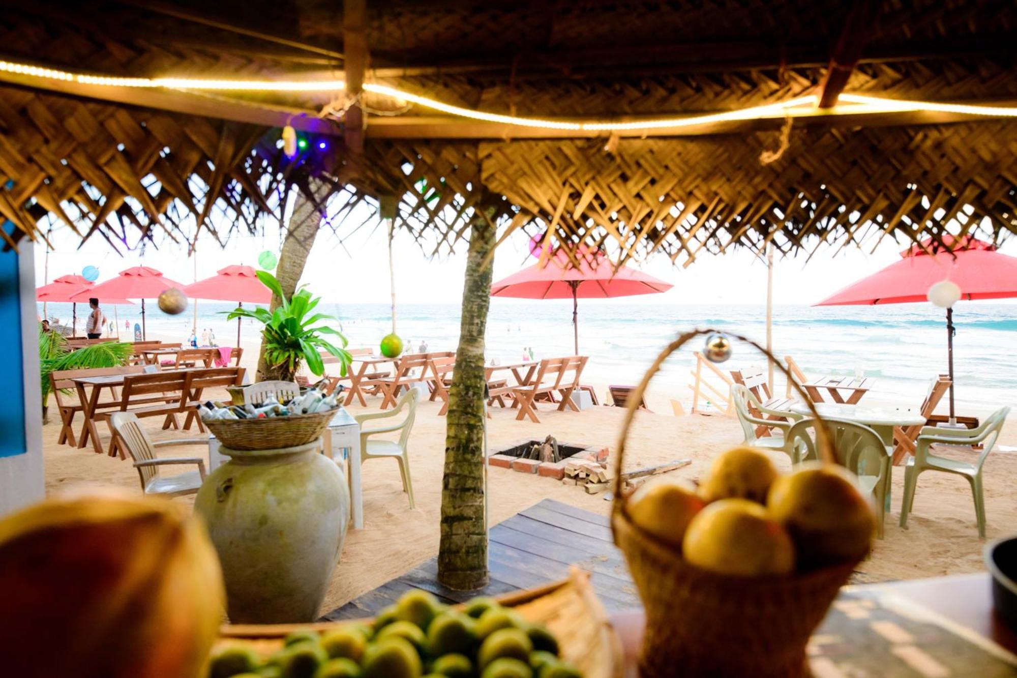 Royal Beach Hotel & Restaurant Hikkaduwa Exterior foto