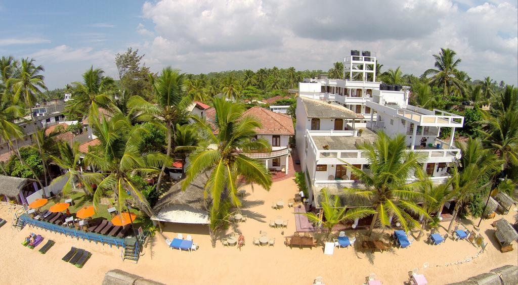 Royal Beach Hotel & Restaurant Hikkaduwa Exterior foto