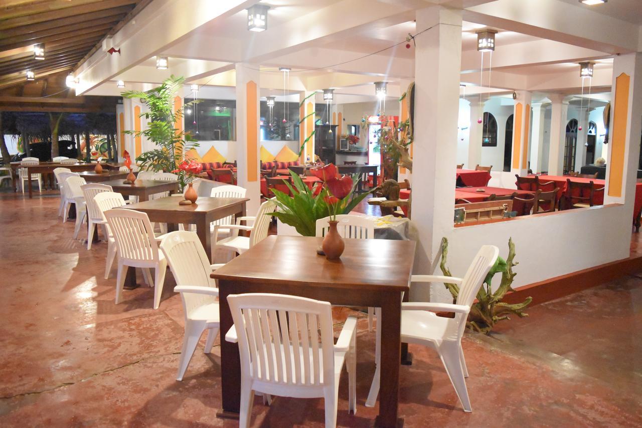 Royal Beach Hotel & Restaurant Hikkaduwa Exterior foto